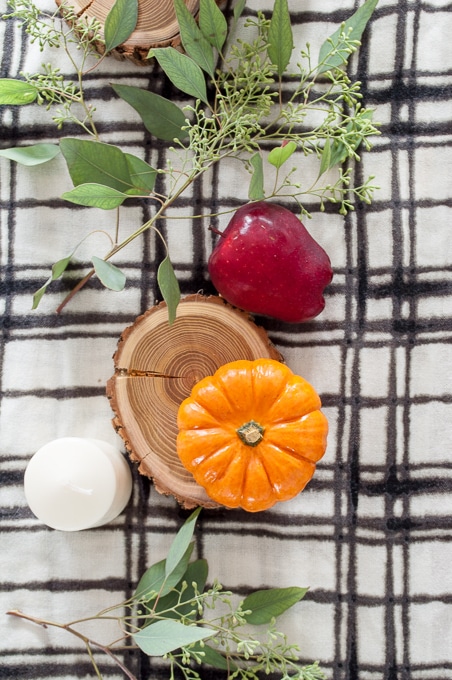 Love this gorgeous fall home tour! So much amazing decor inspiration. My favorite is the tablescape - so beautiful!