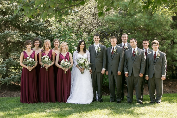 So many beautiful wedding pictures from this pretty fall wedding day. 