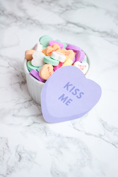 Easy Cricut Explore tutorial for "print then cut" conversation heart valentines! These are adorable and perfect for kids valentines!