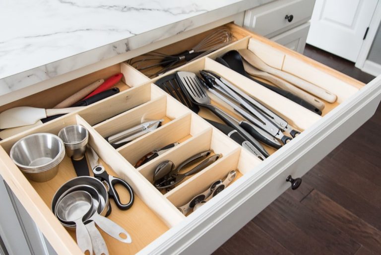 7 Things You Need to Get Rid of When Organizing Your Kitchen ...