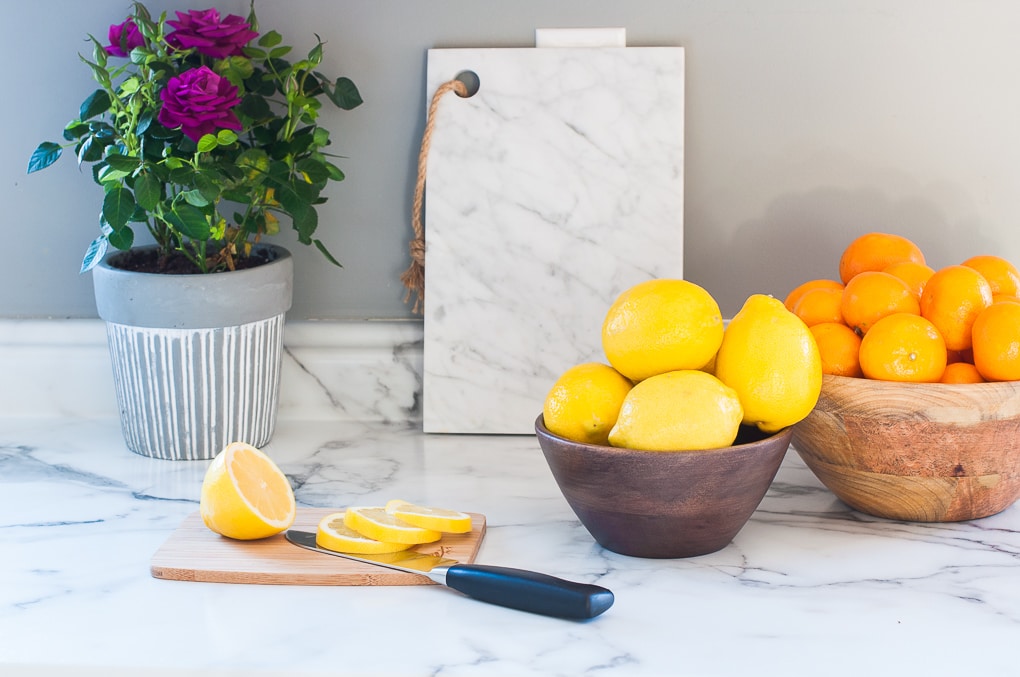 Organized kitchen cabinets and drawers. Functional and practical solutions for kitchen organizing problems. Get rid of the clutter and learn exactly what organizing products to buy.