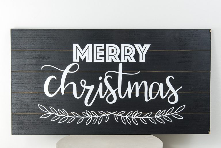 Easy Merry Christmas Modern Sign | Christene Holder Home