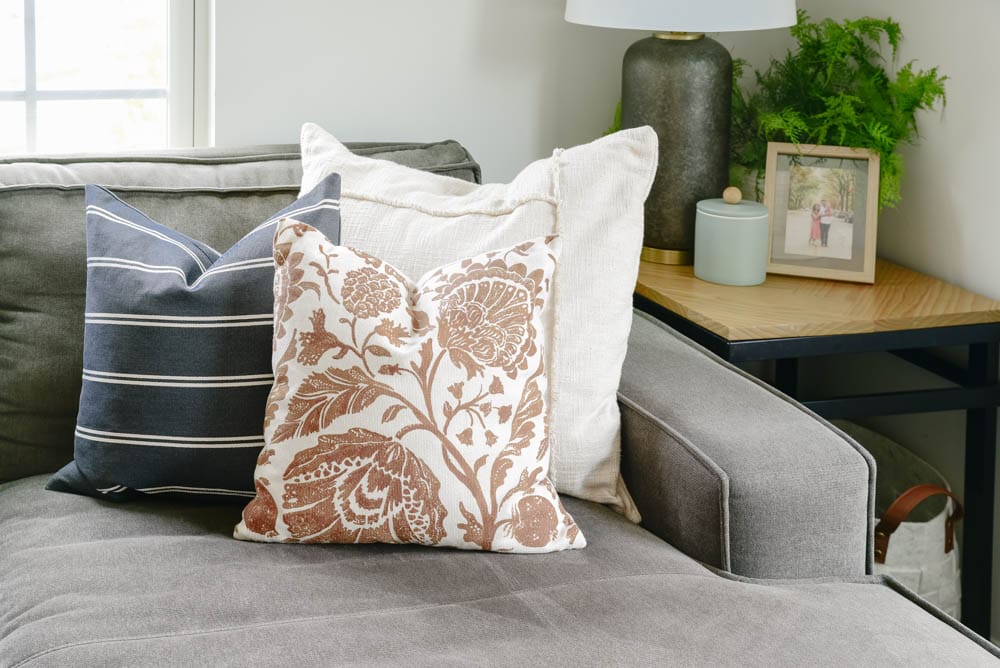 Best throw pillow inserts and 8 fall pillow covers