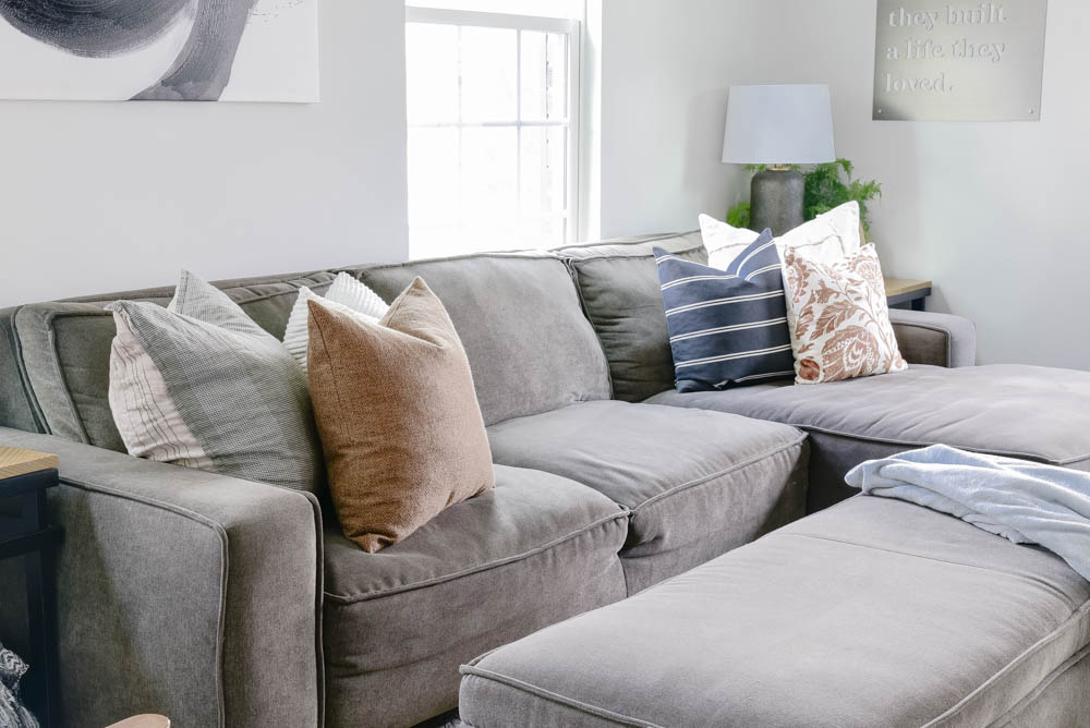25 Foolproof Cushion Combinations for your Sofa